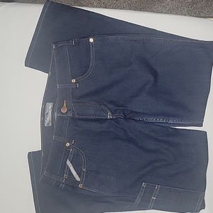 Ariat mid-rise straight